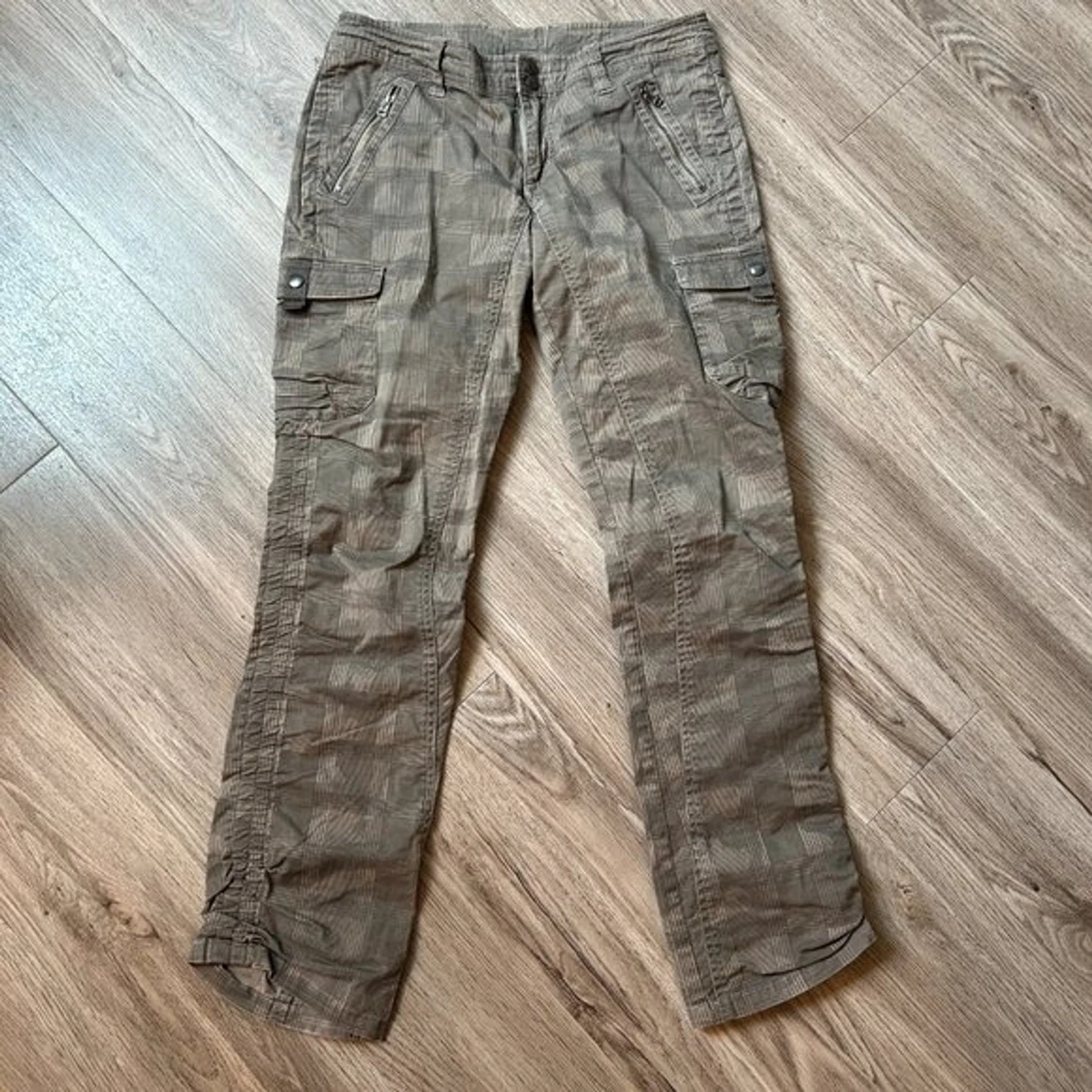 Kuhl cargo store pants