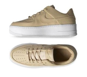 nike schuhe beige damen