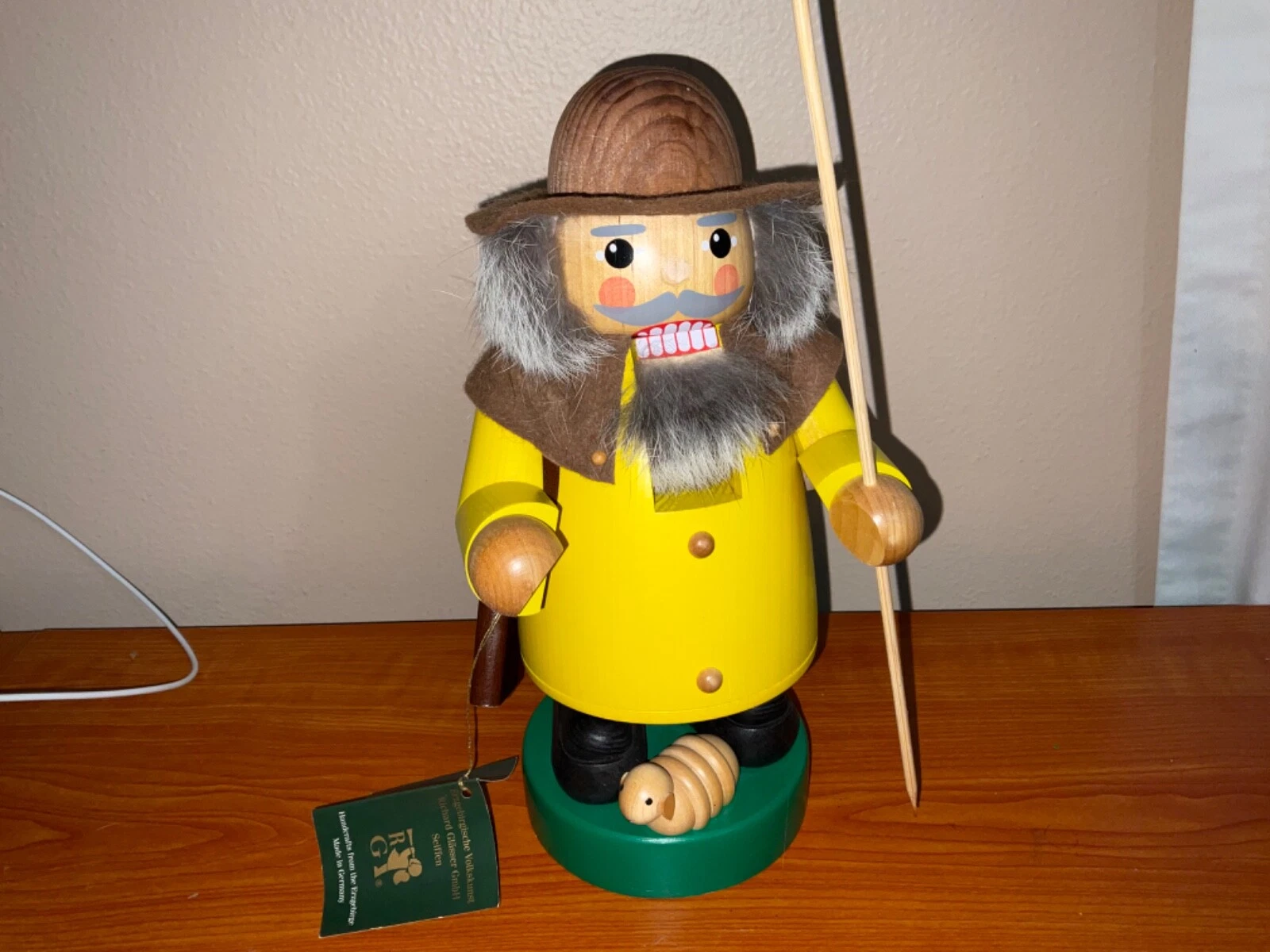 Richard Glaesser GMBH German Wooden Nutcracker RainMan Shepard Herder 12”