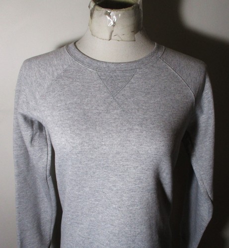 CHAMPION Gray Long Sleeve Crewneck Sweatshirt Size XS NWT - Picture 2 of 6