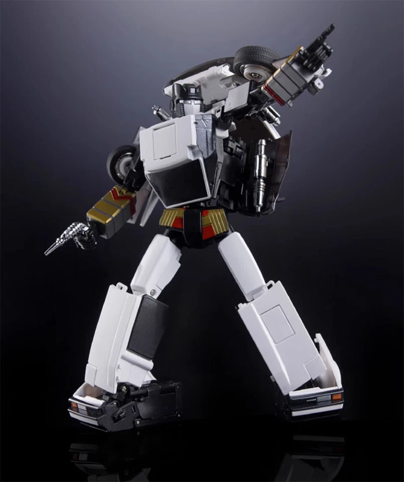 X-Transbots Downshift  MX-24 MX24 Omnibots Security Agent Yaguchi Action Figure  - Image 3 of 4