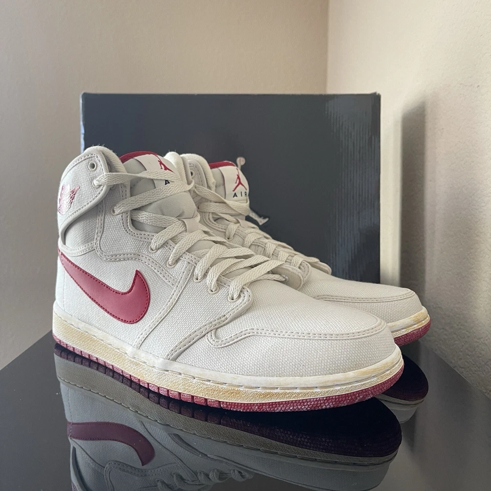 AJKO Air Jordan 1 Retro HI Blanco Rojo Universitario 402297-161 Talla 10.5 ¡NUEVO! Foto 2 de 4