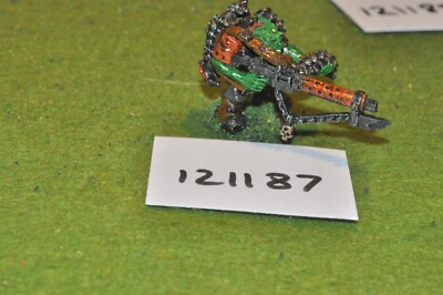 28mm Sci Fi / 40k - Ork Figur Metall Loota - Warhammer (121187)