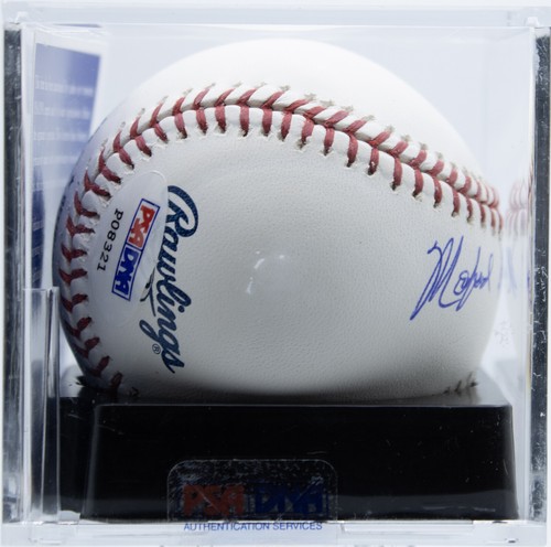 MONTE IRVIN - AUTOGRAPHED SIGNED BASEBALL - Picture 4 of 7