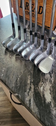 Taylormade 790 Iron Set 4/aw Stiff