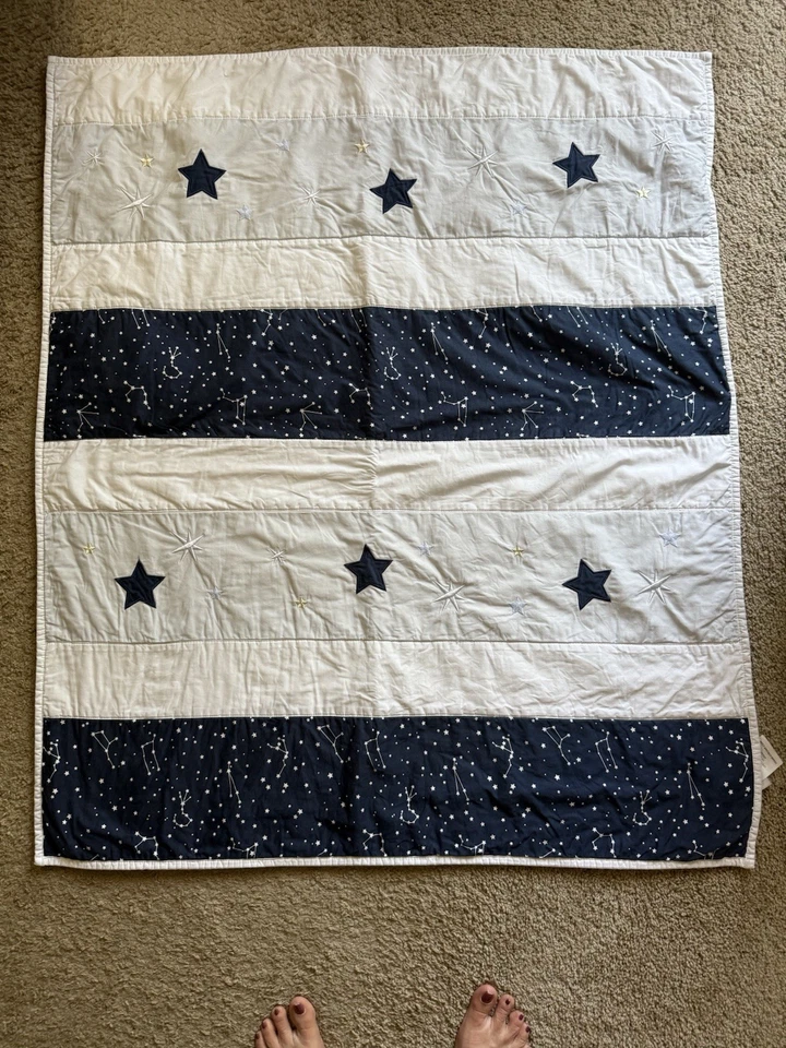 Manta para cuna de bebé Ivanka Trump Stargazer Collection ropa de cama infantil Foto 2 de 4