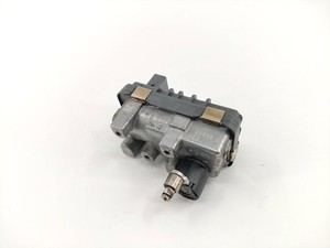 BMW 7 E65 E66 2008 Diesel 170kW Ladedrucksteller Stellmotor Turbolader 6NW009660