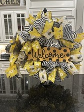 Wreath - Bumble bee Wreath