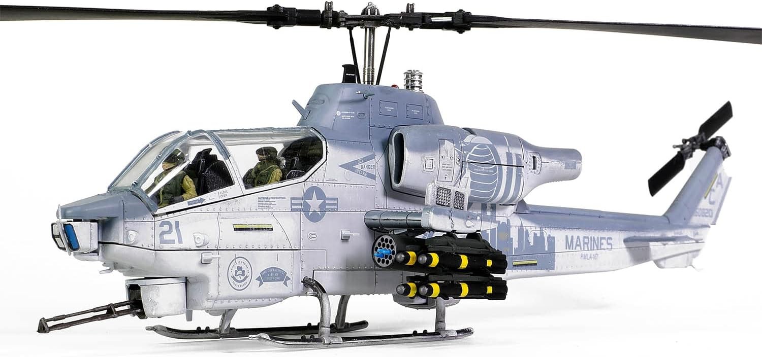 Hélicoptère Bell AH-1W Cobra miniature, cadeau idéal pour collectionneur