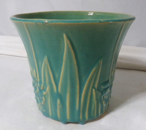 McCoy Leaf & Flowers Art Pottery Vase - Picture 6 of 12