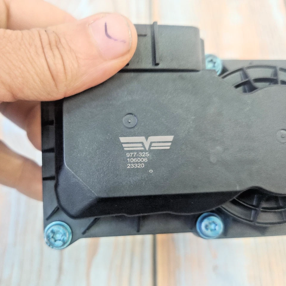 Cuerpo de acelerador electrónico Dorman 977325 para Nissan Rogue Altima X-Trail NP300 NUEVO EN STOCK Foto 3 de 4