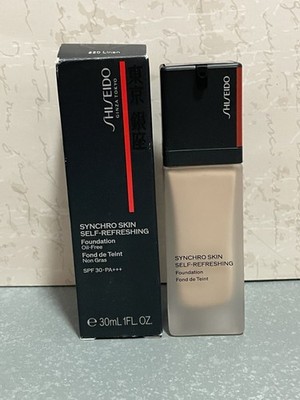 Shiseido Foundation Synchro Skin Self-Refreshing Weightless Cushion 220 Linen