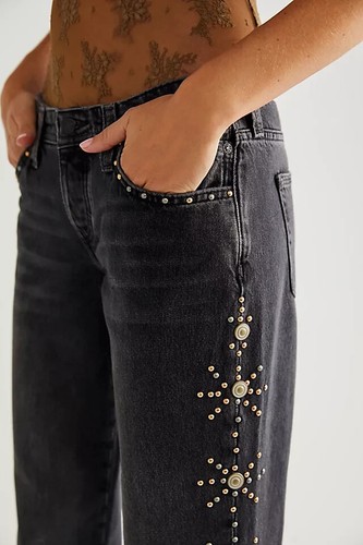 FREE PEOPLE 'Cooper' Studded Low-Rise Boyfriend Jeans - Size 24 - RRP £175 - NEW - Picture 3 of 12