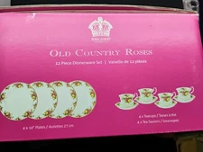 Royal Albert Old Country Roses 12 Piece Dinnerware Set