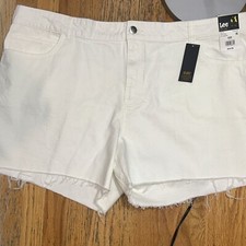 LEE Heritage Women s Plus Size 26W Denim Loose Fit Shorts High Rise 4.5 Inseam