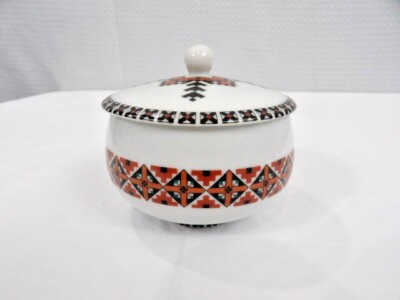 Ukranian Art by Marusha Ceramic Trinket Box Round Dish with Lid