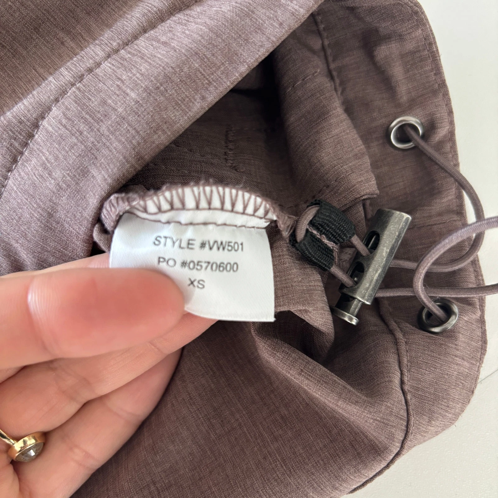 vuori outdoor trainer shell missing hood drawstring jacket