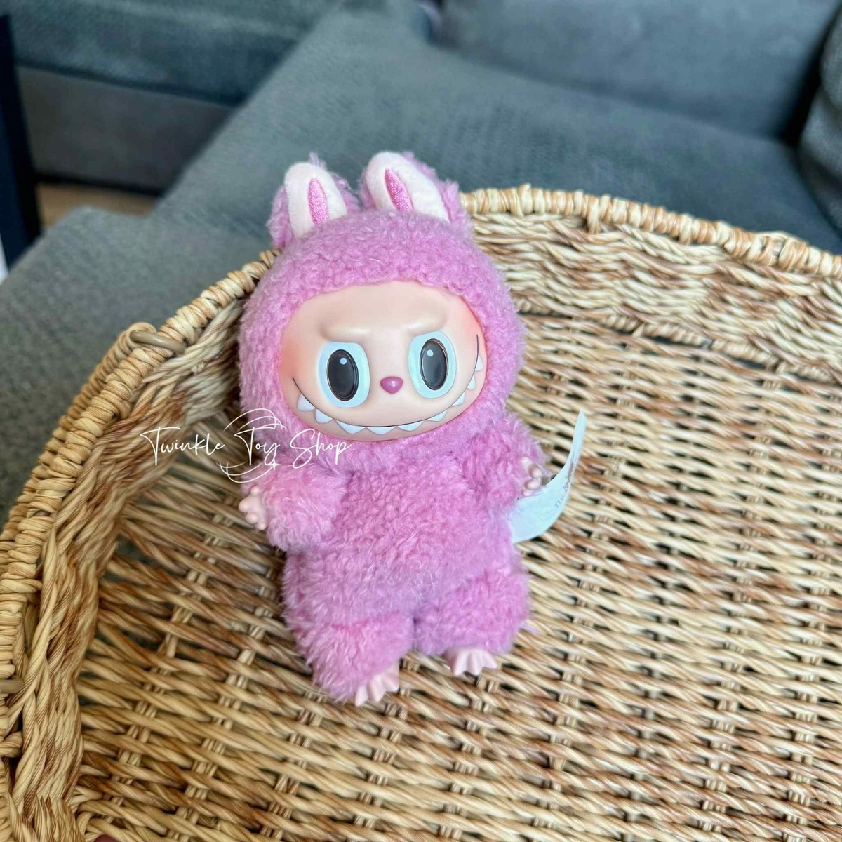 100% AUTHENTIC PopMart The Monsters Labubu Macaron V1 Have a Seat