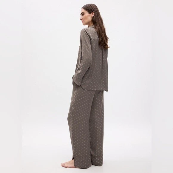 GapBody Satin Pajama Set Cashmere Dot Print Size Xlarge - Image 2 of 4