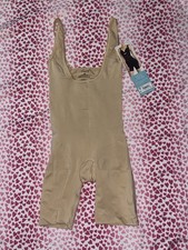 ASSETS BY SPANX WOMEN'S SHAPING OPEN-BUST BODYSUIT SIZE M as shown NWT 38