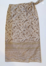   White House Black Market Vintage Silk-Feel Wrap Skirt size 14 cream   