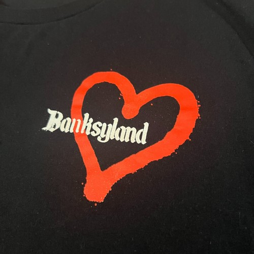 Banksy Banksyland Heart Black T-shirt Size 3X 2024 graffiti street art wear - Picture 3 of 4