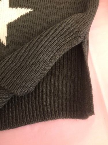 True Craft Sweater. Charcoal With White Stars. Short Length. Size Medium. NWT - Picture 11 of 14