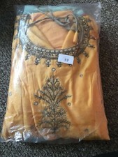 Indisches Punjabi Kleid Fertig