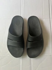 Oofos Ooahh Recovery Slide Sandals Womens 9 Mens 7 Black