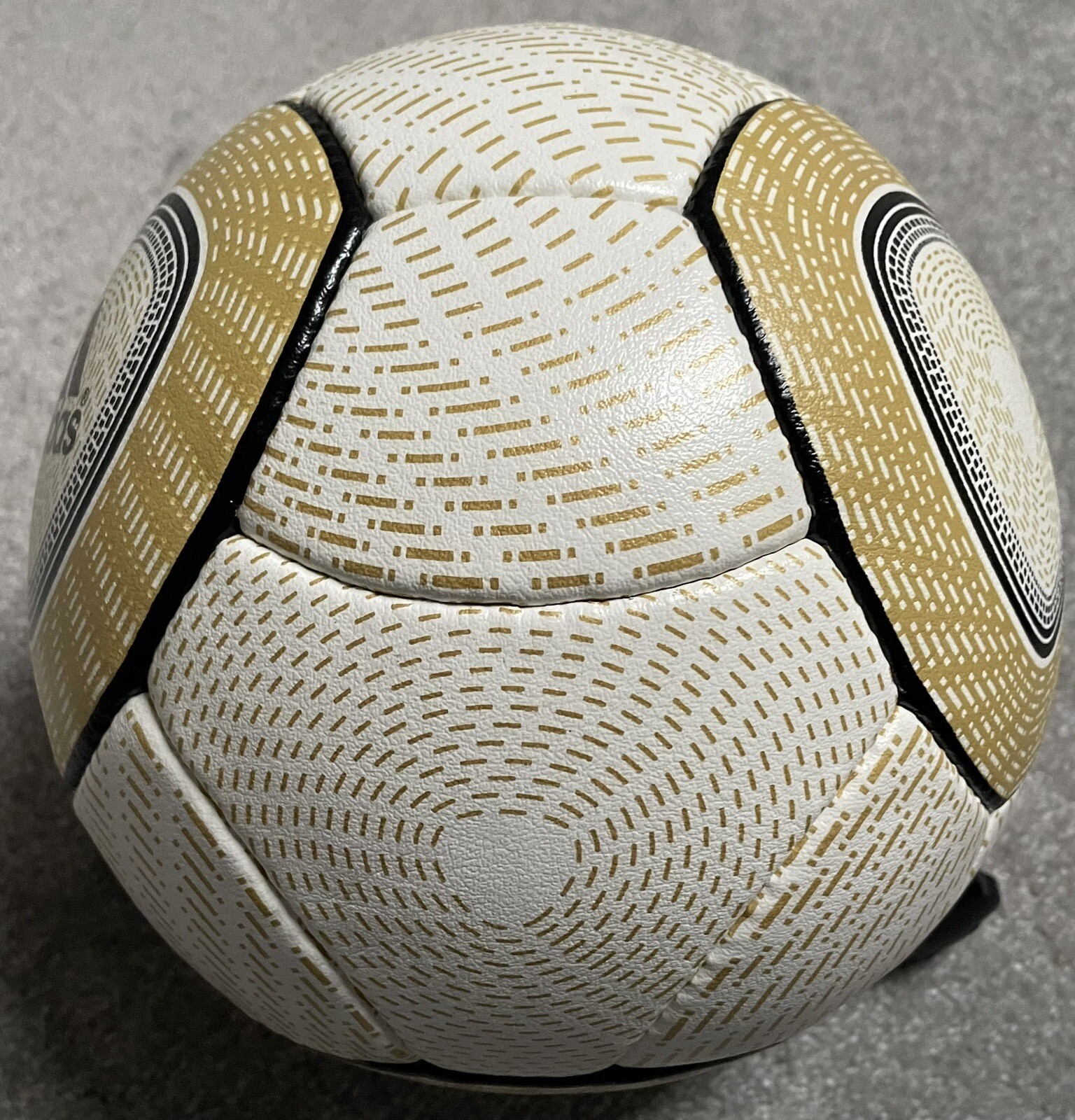 Adidas+Jabulani+FIFA+World+Cup+2010+Football+Ball for sale online eBay