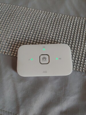 HUAWEI E5576-322 LTE WLAN Mobiler Hotspot bis zu 16 Geräte 150 Mbit/s - *gratis Versand