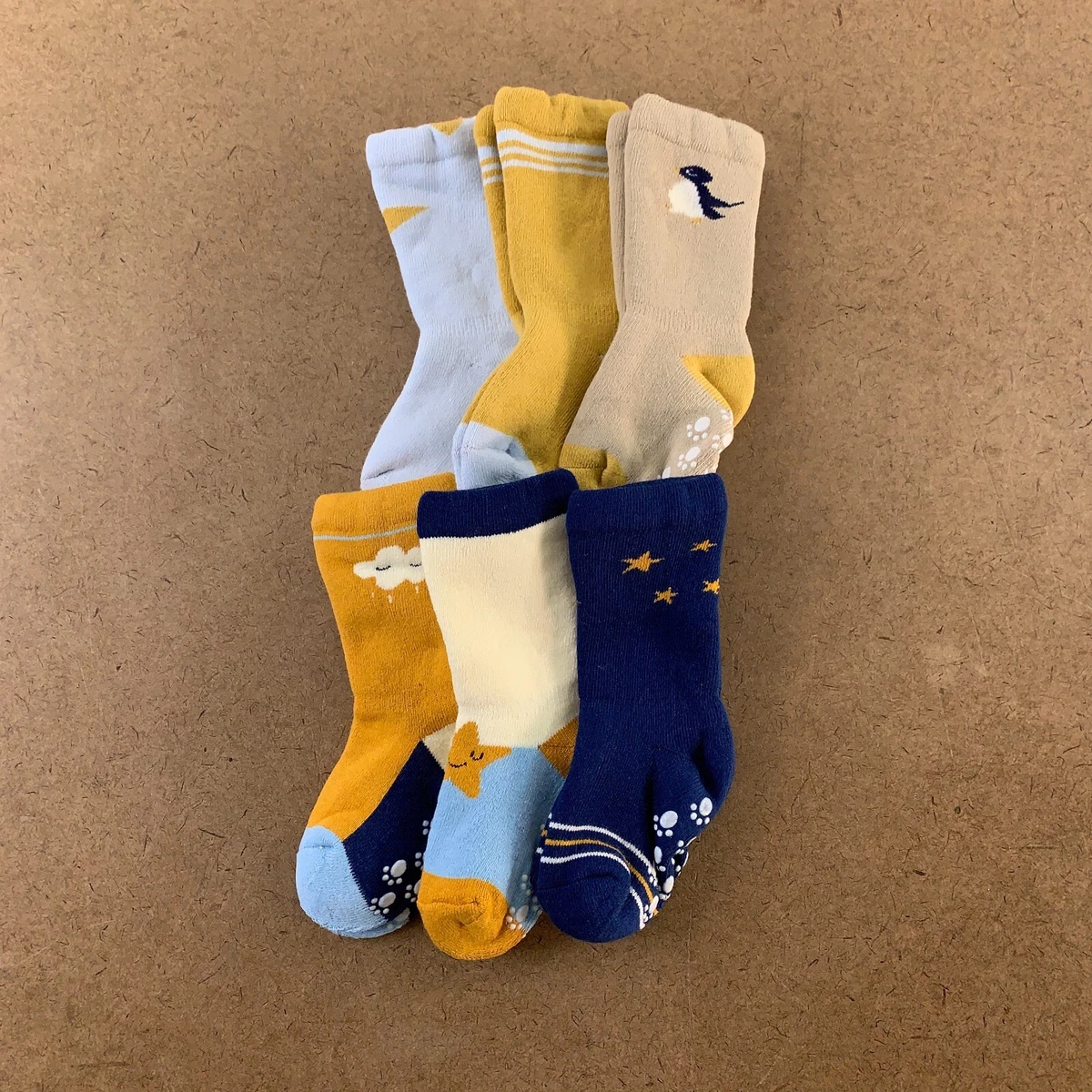 Non slip crew socks sale
