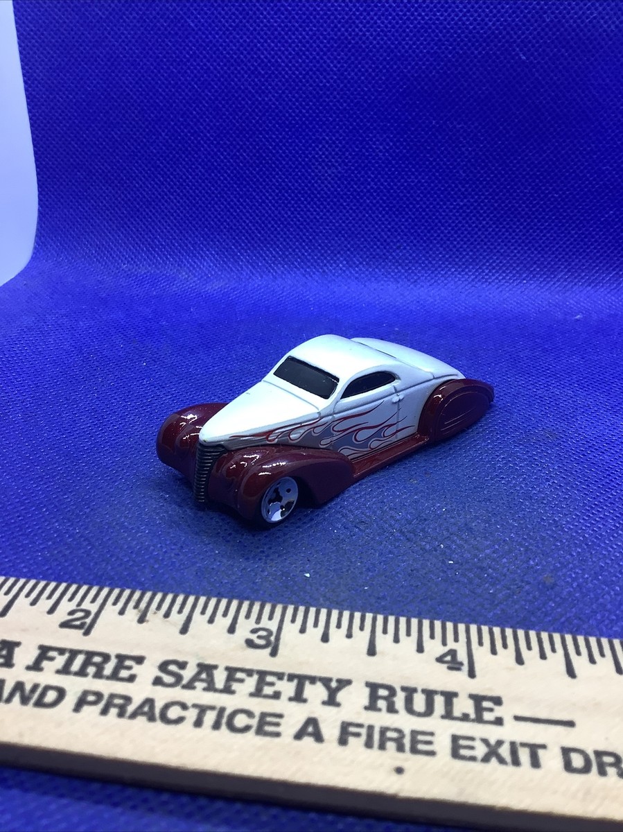 Mattel Hot Wheels 2002 Maroon, Silver and White with flame details