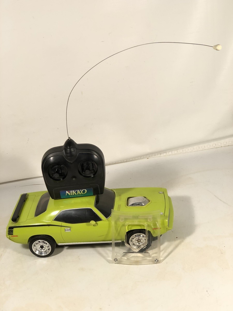 ホビーラジコン 1970cuda 1970 Plymouth Baracuda Radio Controlled Lime Green Nikko