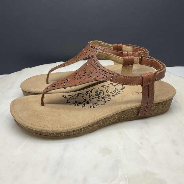 Aetrex Evelyn Womens Thong Sandals Size 8W Brown Leather Wedge Comfort Casual