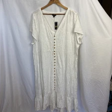 NWT Torrid 3X White Eyelet Button Front Midi Dress Ruffle Hem Boho Cottagecore
