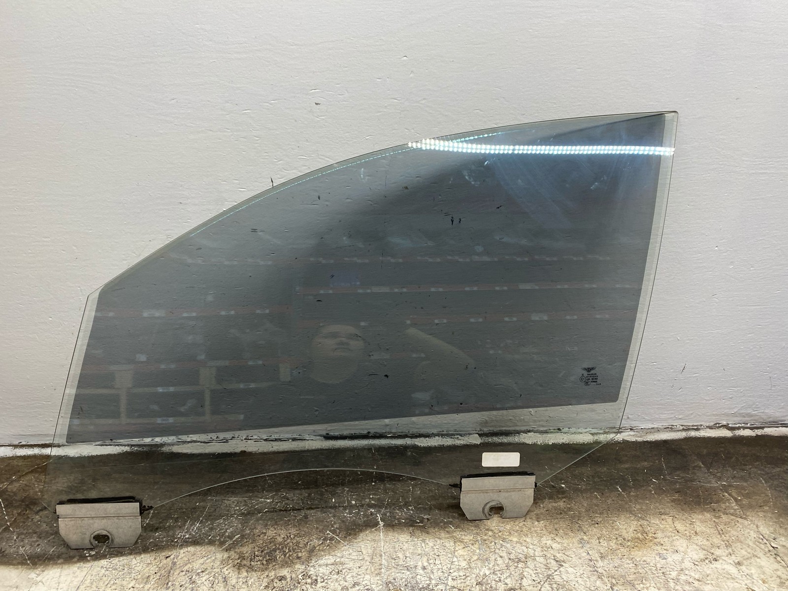 2014-2019 BENTLEY FLYING SPUR OEM FRONT LEFT DOOR WINDOW GLASS PANEL
