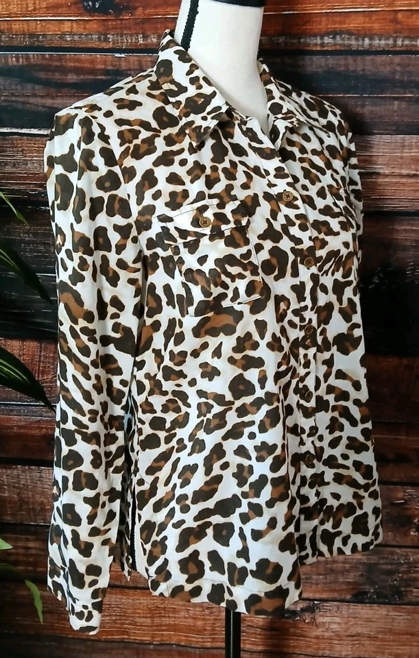Jones New York Signature Blouse Large Petite PL Cotton Leopard Button Up Top - Image 3 of 4