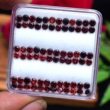 72 Stück Natürlich Mosambik Granat 2.70mm Rund Schliff Unbehandelt Locker