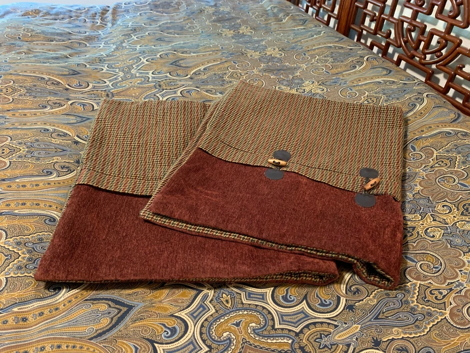 JUEGO DE 2 MUEBLES ASHLEY KING ALMOHADASHAMS Foto 2 de 4