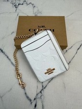 NWT Coach Zip Card Case In Signature Leather With Heart Charm CDQ15 White w/box