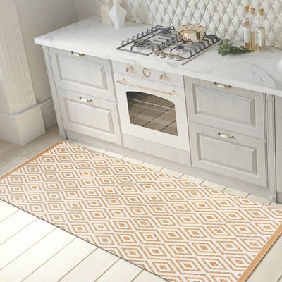 Can You Use a Bath Mat in the Kitchen? Surprising Benefits!
