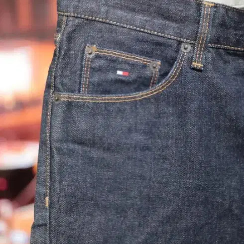 Tommy Hilfiger Raw Denim Jeans 30-31 Waist Men’s Casual Pants thumbnail 2