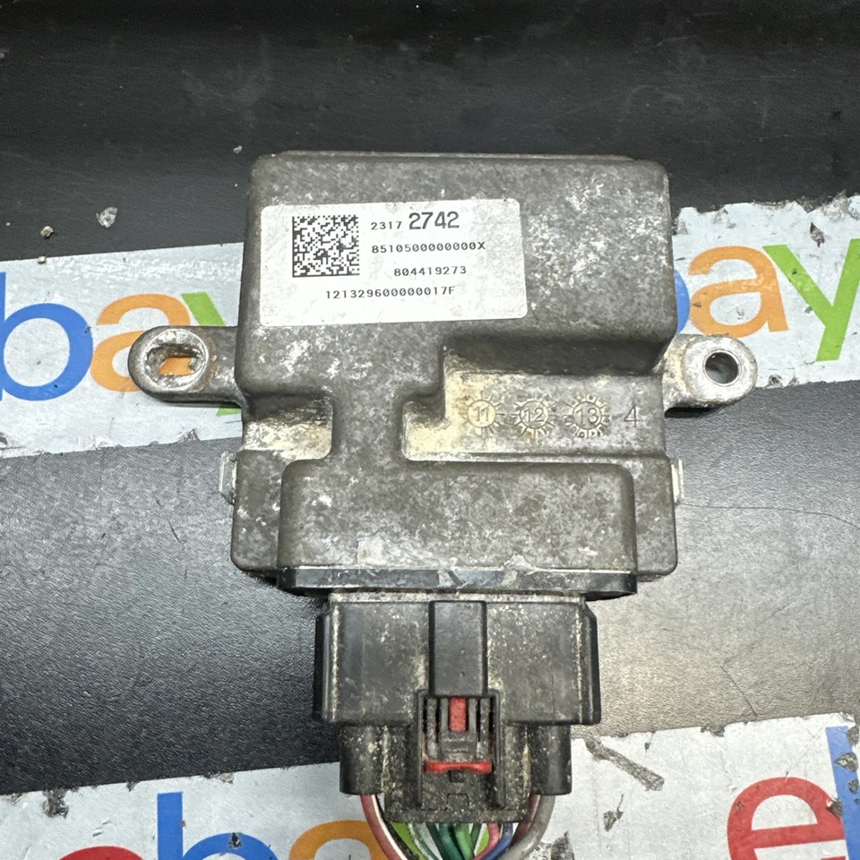 GMC Terrain 2014 módulo de control de bomba de combustible OEM Foto 3 de 4