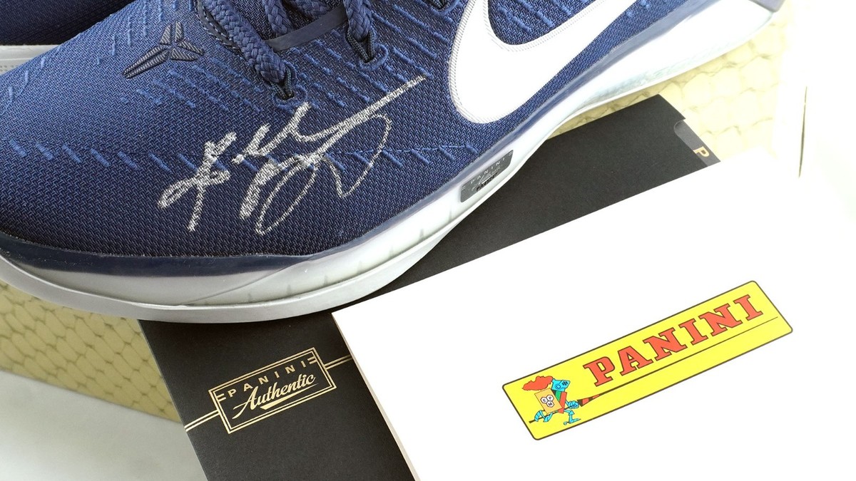 Kobeページ Kobe Bryant Autographed Nike Kobe A.D. Midnight Shoes SZ 13 Panini