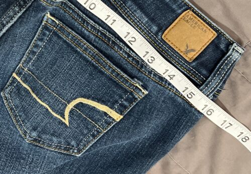 American Eagle Women's Kickboot Stretch Blue Jeans Sz 4 , 32x28 EUC - Picture 6 of 8