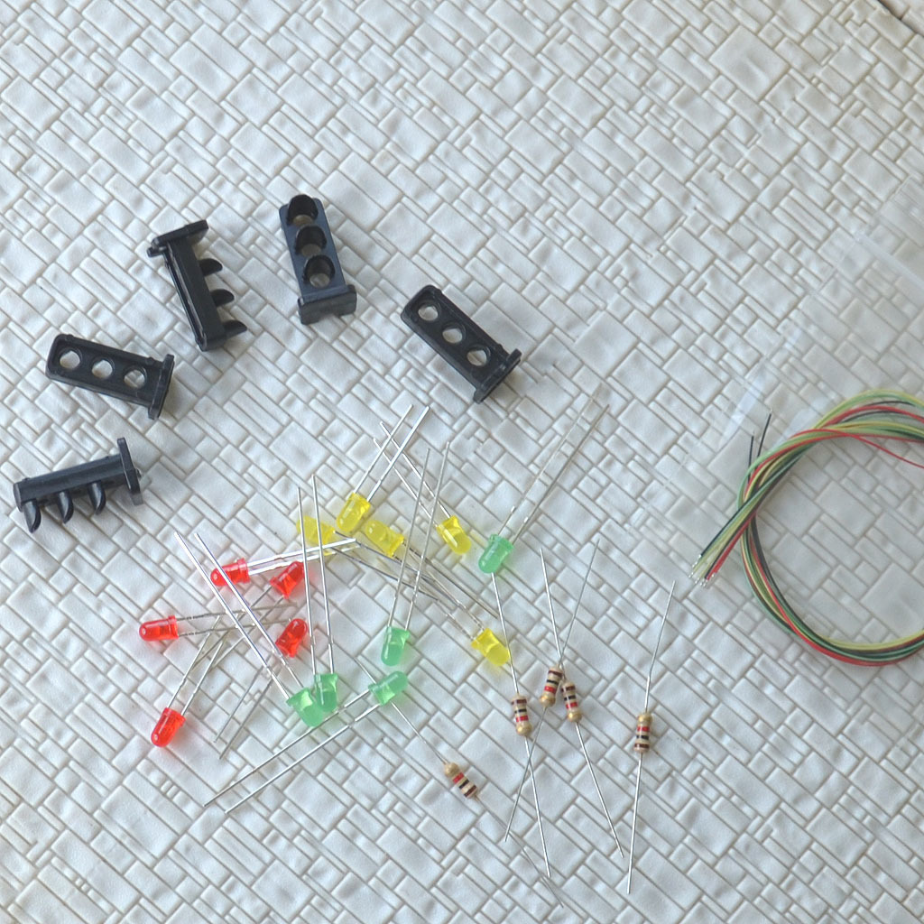 HO Scale Dwarf Signal Kit – 2 Aspect Railway Faces + Accessories For Model Trains