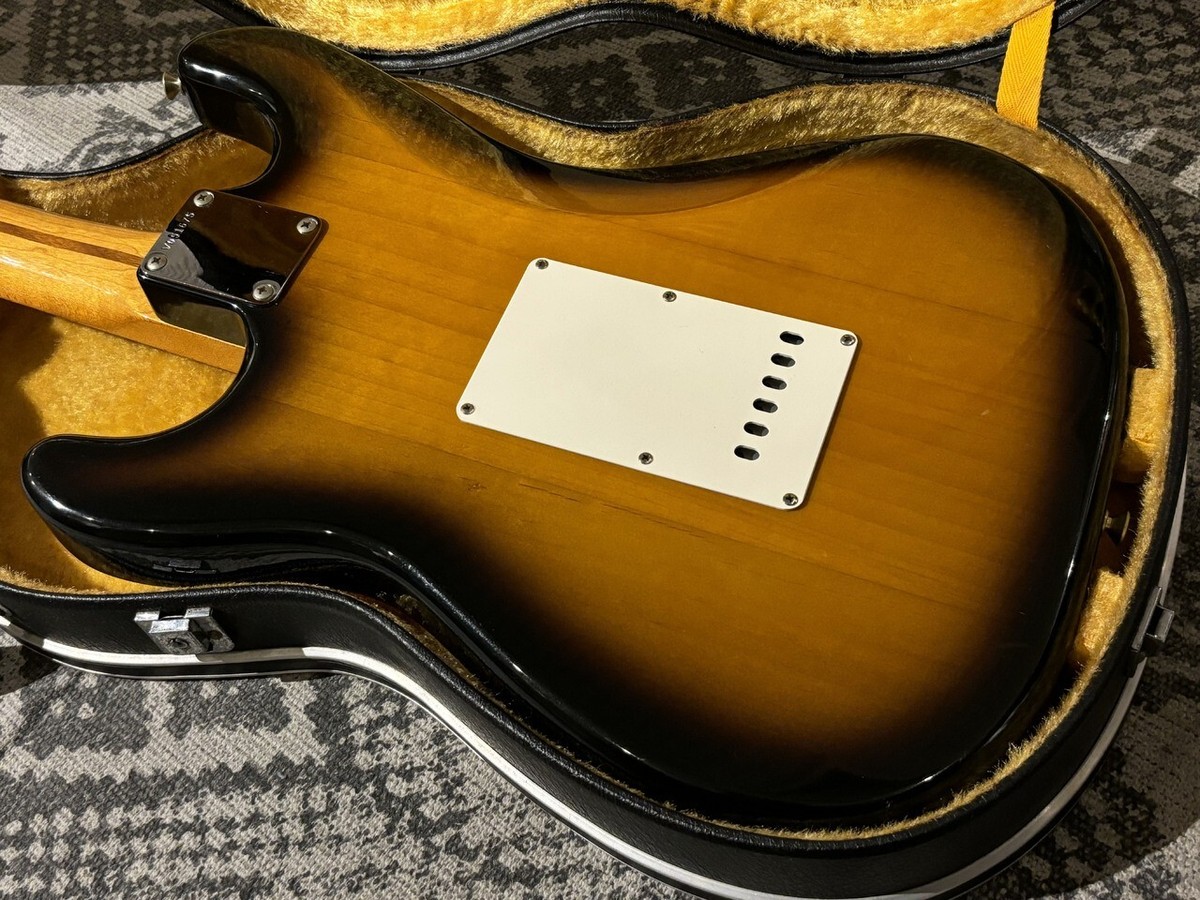 1978年製 Fender USA Stratocaster ハードケース付き