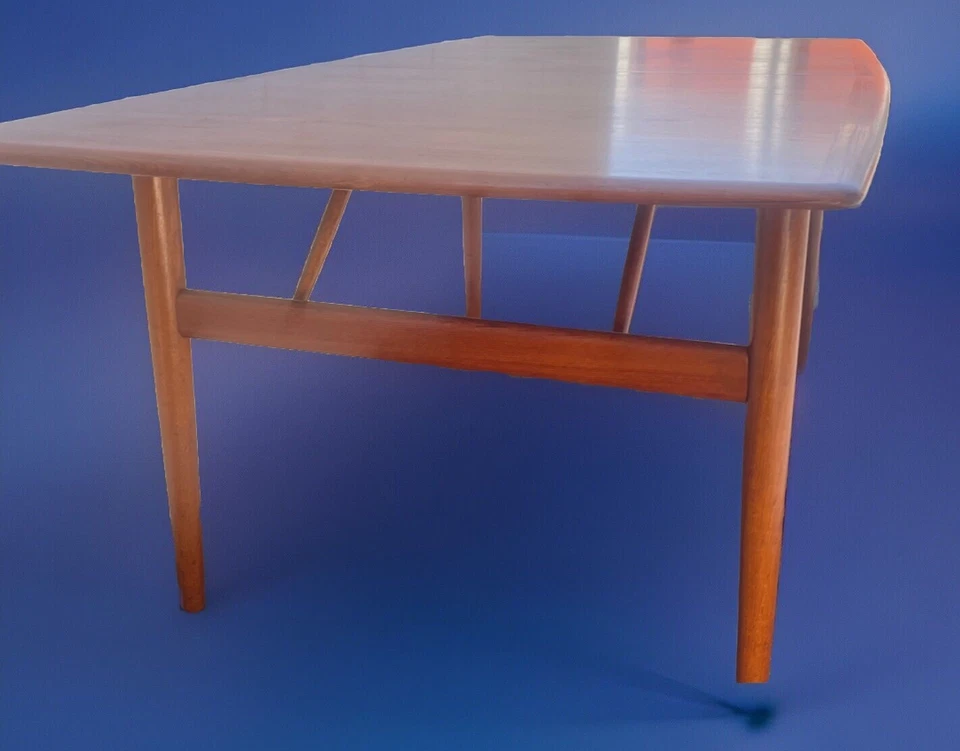 Mesa de comedor grande danesa moderna de mediados de siglo SPISEBORD POVL DINESEN 1960 + Foto 2 de 4