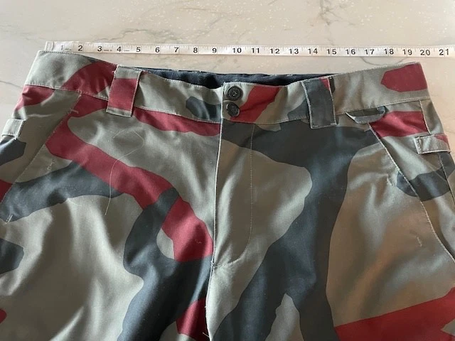 Men's DC SHOES 10K Waterproof Ski Snowboard Pants-Green & Dark Red Camo-Size XL - Image 3 of 4